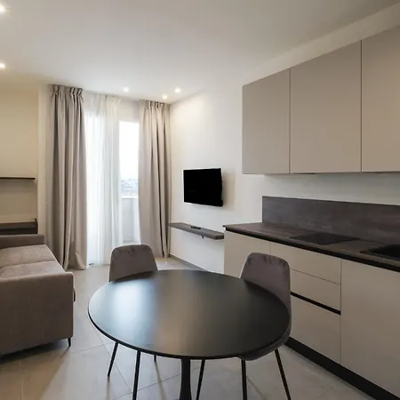 Goldoni6 Apart Otel Rimini