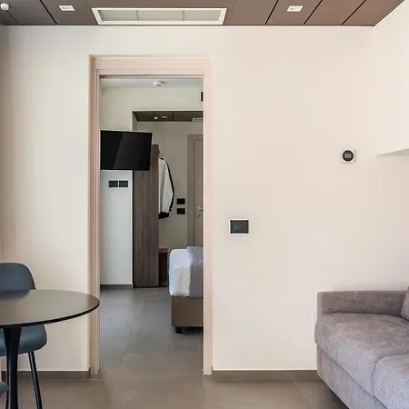 Goldoni6 Apart Otel *
